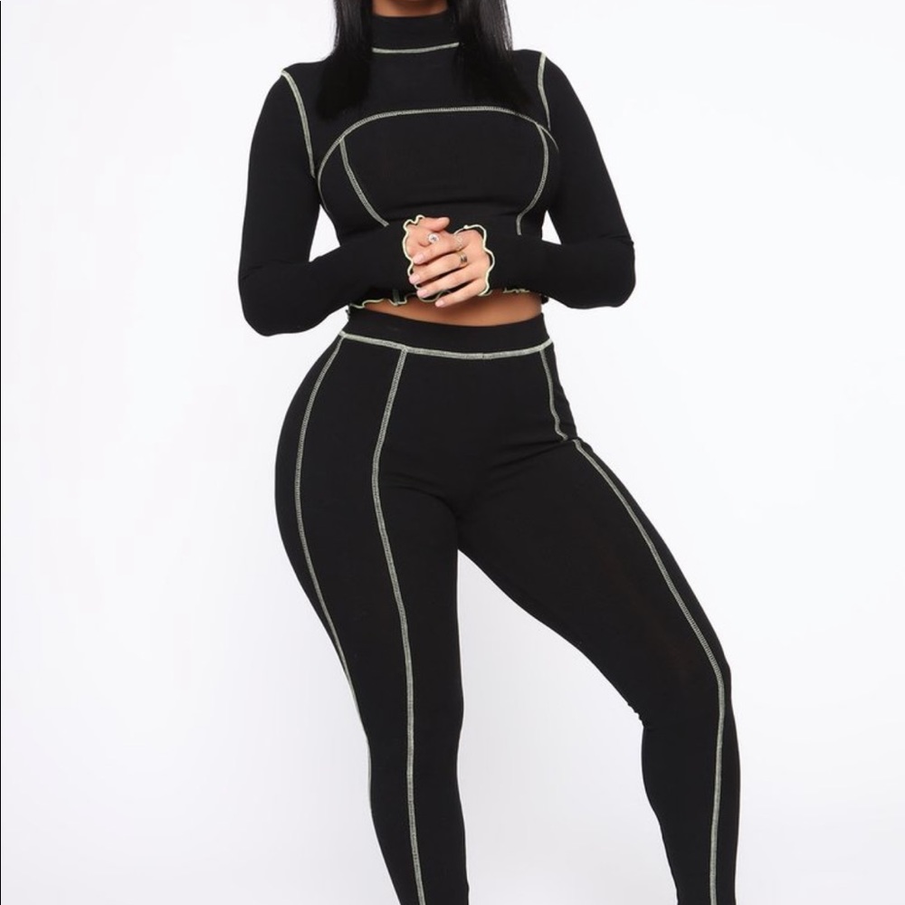 Green Outlined Pant Set